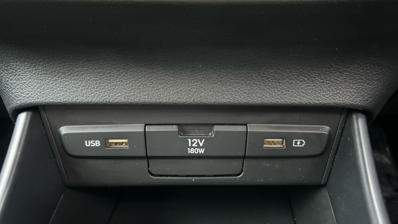 Hyundai BAYON 1.0 TGDi 48V MHEV SE Connect 5dr Petrol Hatchback